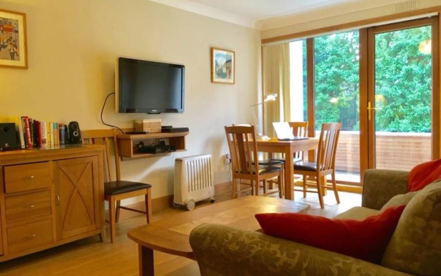 1 Bedroom Apartment In Ballsbridge