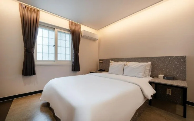 Hotel Ribero in Chungjang-ro Gwangju