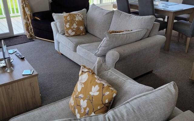 Remarkable 3-bed House in Hull