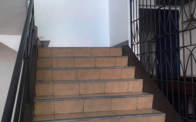 Oyo 646 Jp Santiago Building