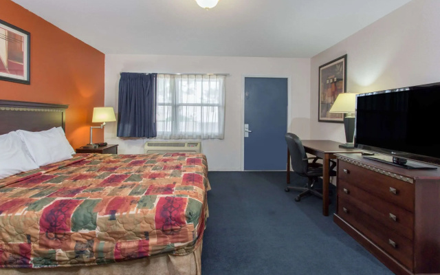 Knights Inn Arcadia