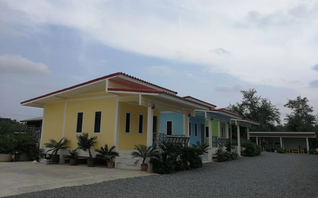Baan Khun Resort