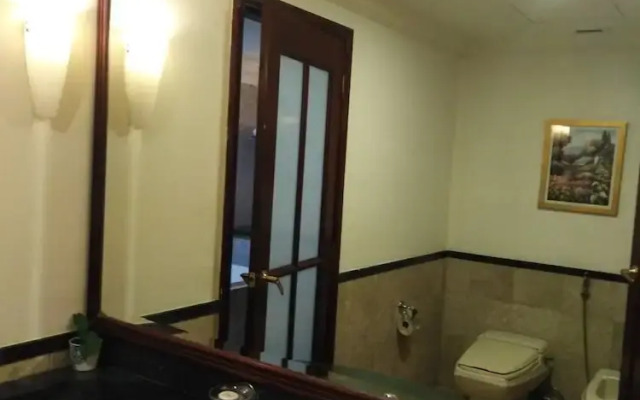 The Oriental Suite At Times Square