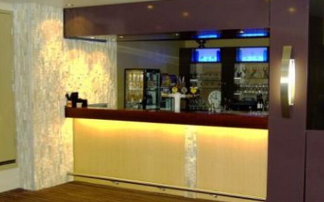 O'Shea's Royal Hotel