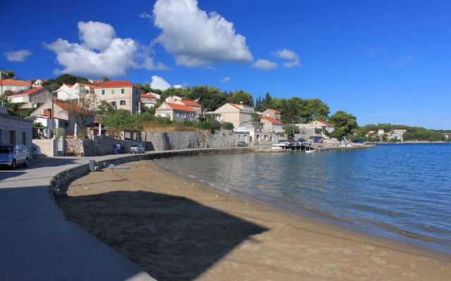 Krila - Cozy and Seaview - A3