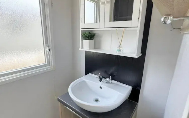 Casita De Cuervo at Country Park