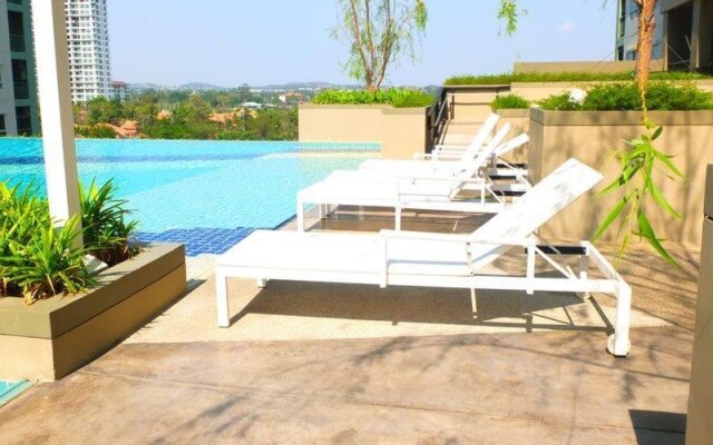 Lumpini Sea View Jomtien By Kateryna