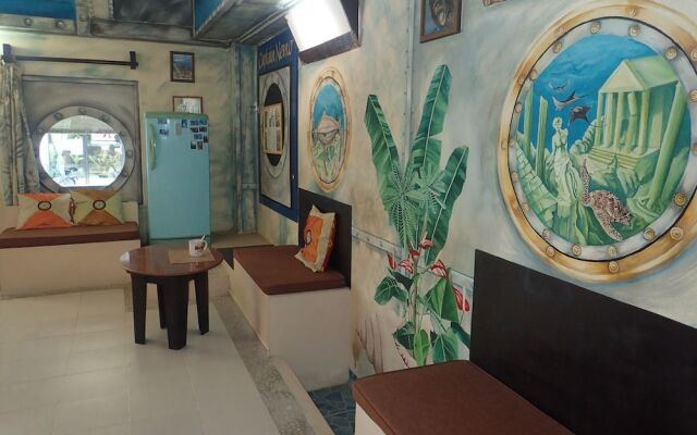 Captain Nemo Guesthouse