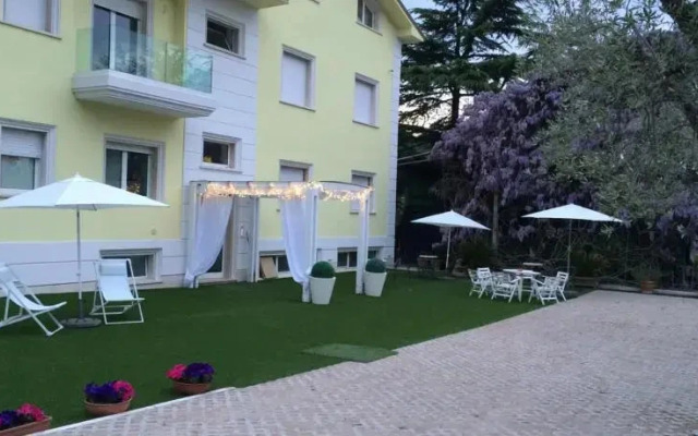 Bed  Breakfast Chartaria