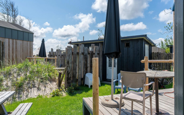Modern holiday home in Callantsoog with garden