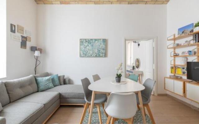 Iflat Saint Peter Bright Apartment