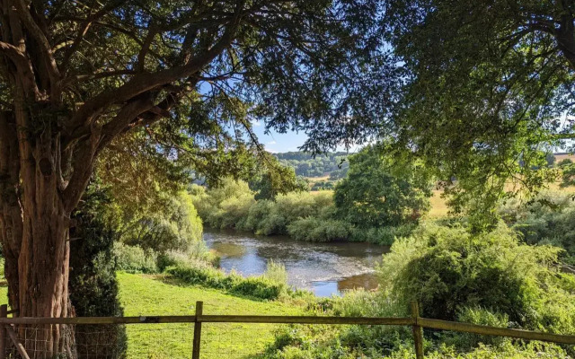 Worralls Grove Guest Farm House