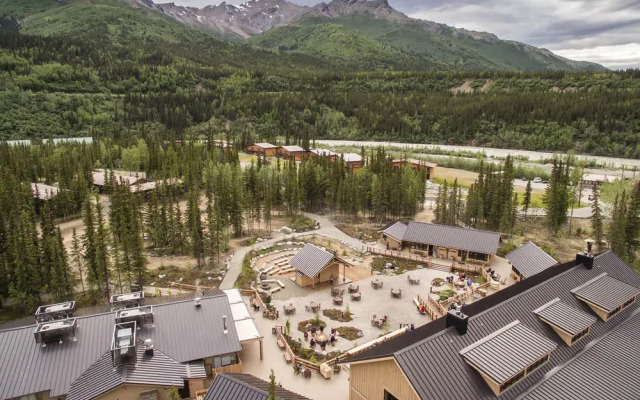 Holland America Denali Lodge