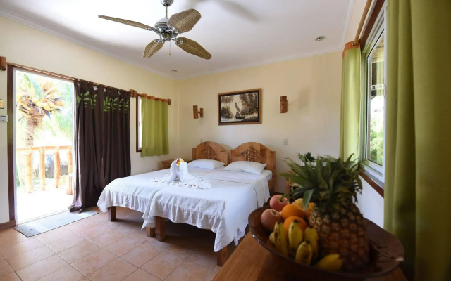Thalatta Resort