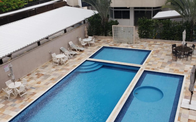 Apartamento em Caraguatatuba em Frente a Praia para 9 pessoas