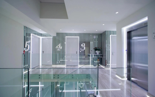 Hotel 9