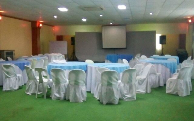 Endielina's inland resort corp