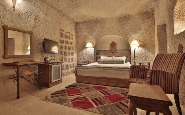 Tekkaya Cave Hotel