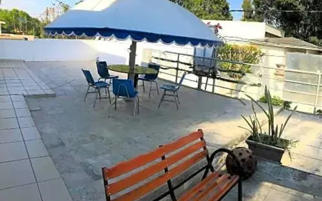 Ricardo Curiel Amueblados Verdi