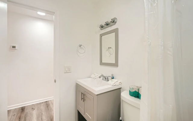 Amazing 2BR walking distance to Beach