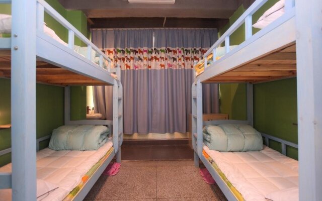 Shiamu Garden Hostel