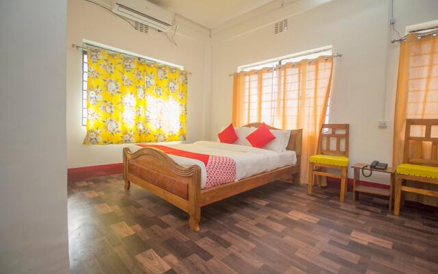 OYO 15721 Simrat Hotel