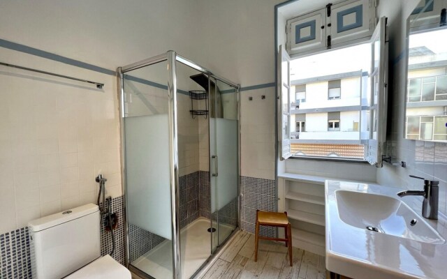 OLH O Historical House by Homing