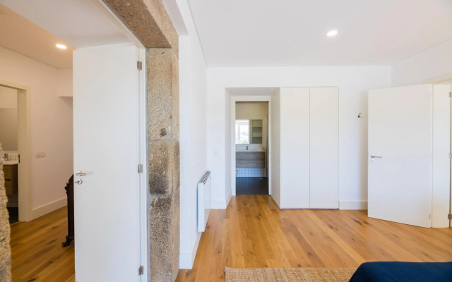 Linden Tree House A and B