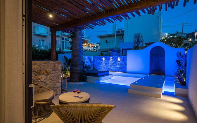 Soleil Apartments  Studios