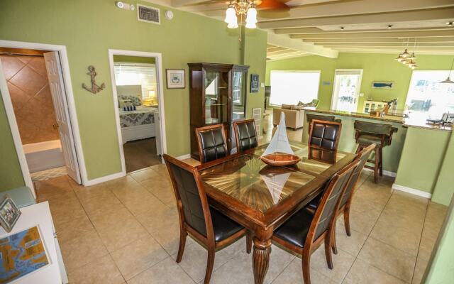 5670 Williams Dr. - M