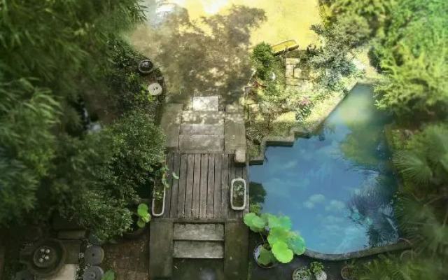 Homestay (China Ceramics City )