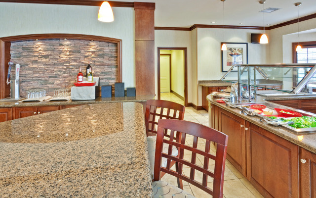 Staybridge Suites Indianapolis Carmel