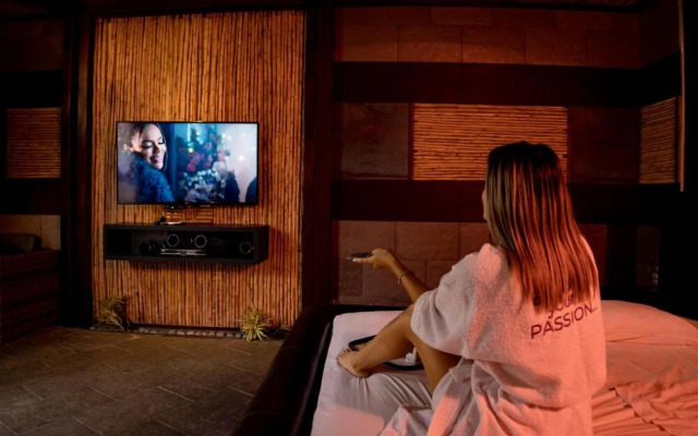 Orei' Suites & Spa