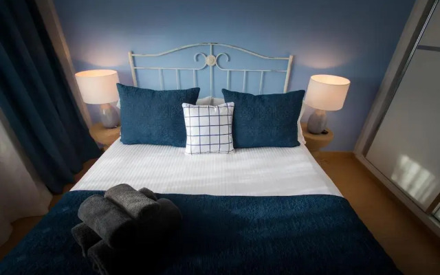 Holidays2Riviera Sea Side