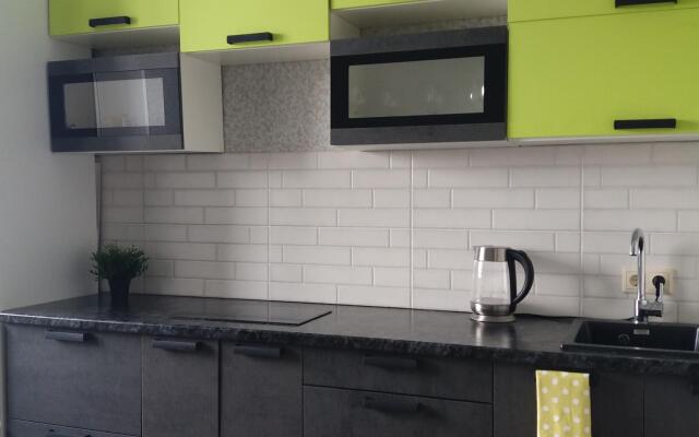 Сутки как дома на улице Петухова