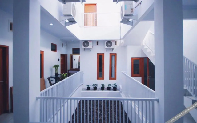 Mayo Guest House