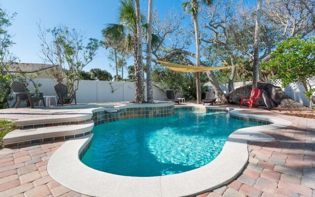 4700Sax - Delightful Pool Home