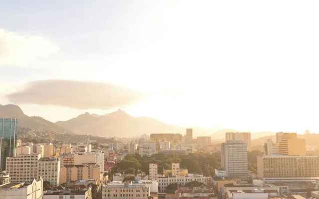 SUH Centro 03 metro e rio antigo