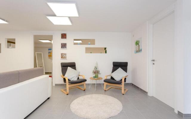 Etna Apartment Titani