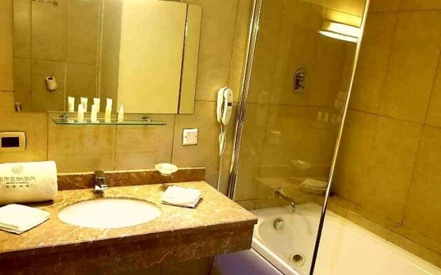 Kenenisa Hotel