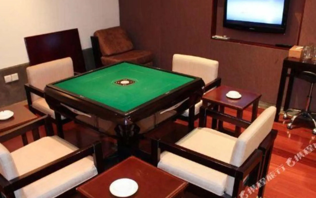 Yibaiyuan Hotel (Changsha University of Technology Ecological Zoo Branch)