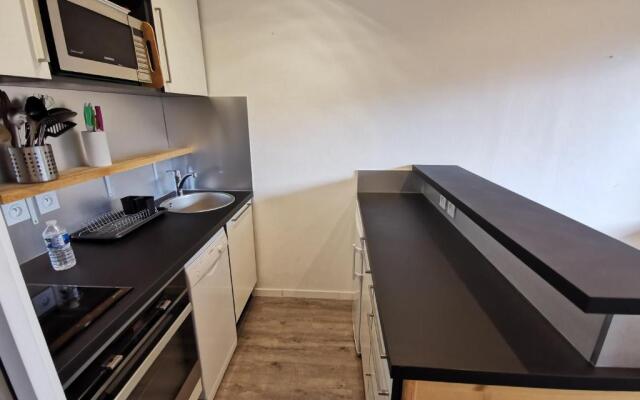 Appartement rénové pour 1p à 4p avec parking - Proche Centre