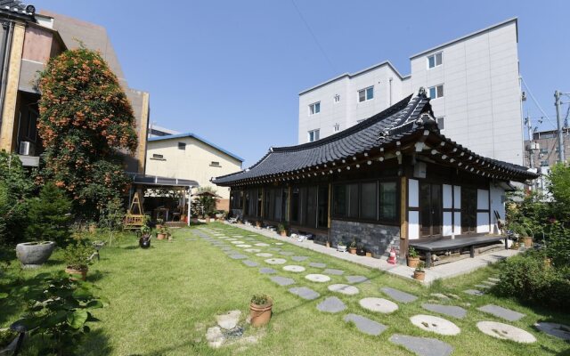 DASOMCHAE - Hostel