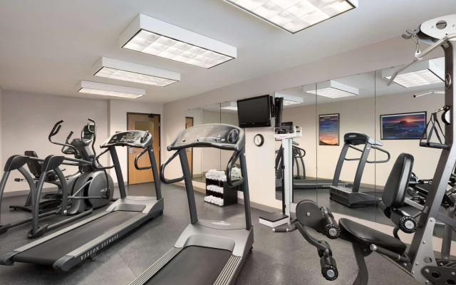 Country Inn & Suites by Radisson, Sidney, NE