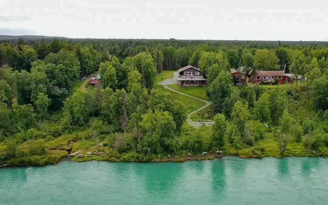 River Views & Fire Pit: Cozy Soldotna Apartment!