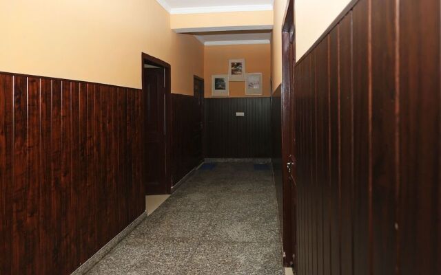 OYO 11556 Om Guest House Residency