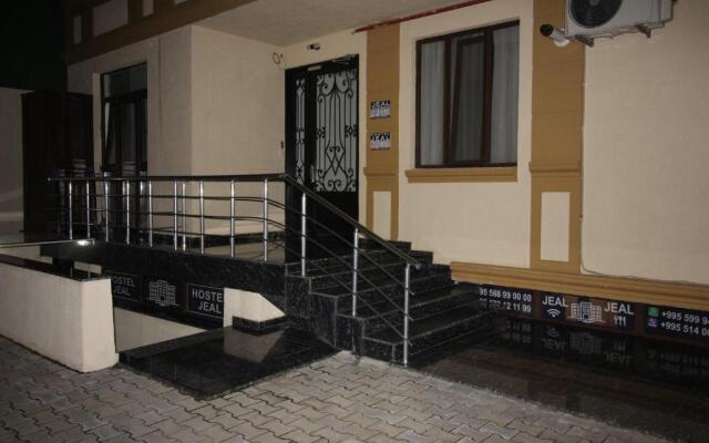 Hostel Jeal