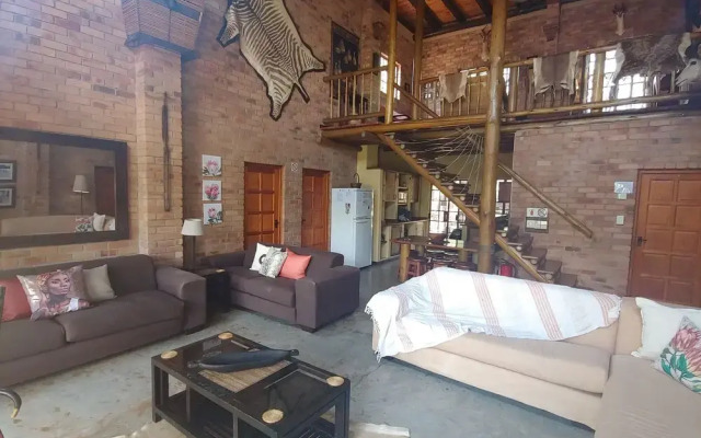 Bush and Gables Lodge