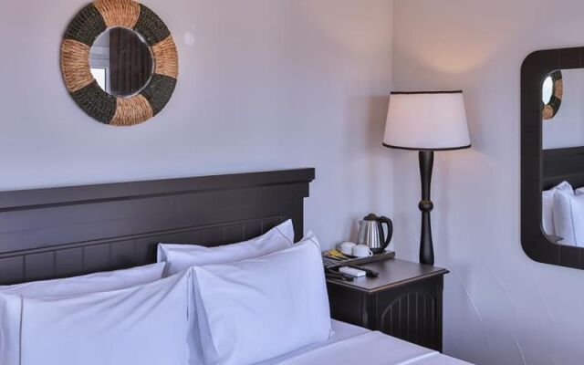 Hill House Adult Only +14