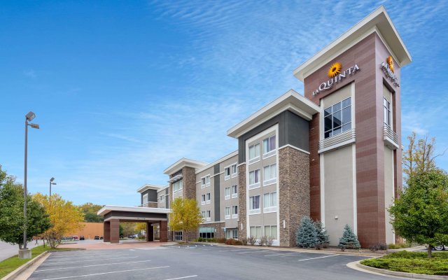 La Quinta Inn & Suites by Wyndham Morgantown